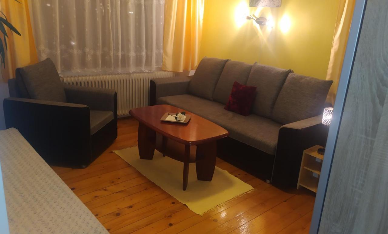 Katka a Martin samostatný apartmán s vlastným vchodom Liptovský Mikuláš Esterno foto